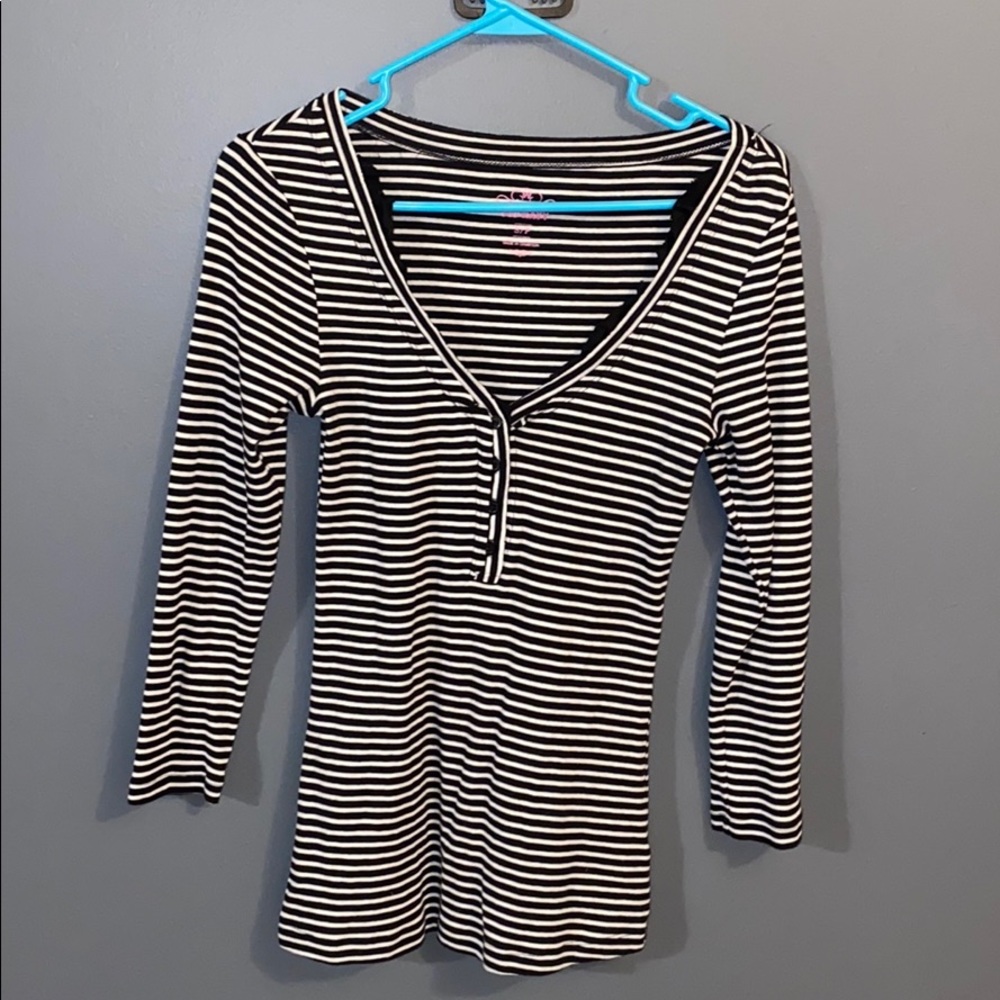 Old Navy Striped V Neck 3/4 Sleeve